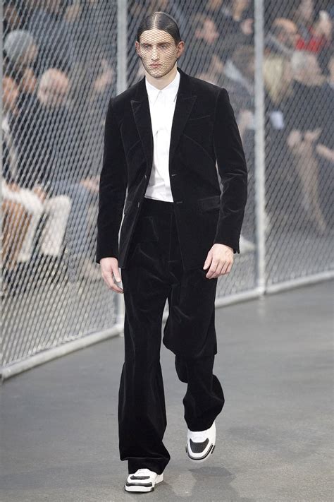 Givenchy Fall 2014 Menswear Collection 